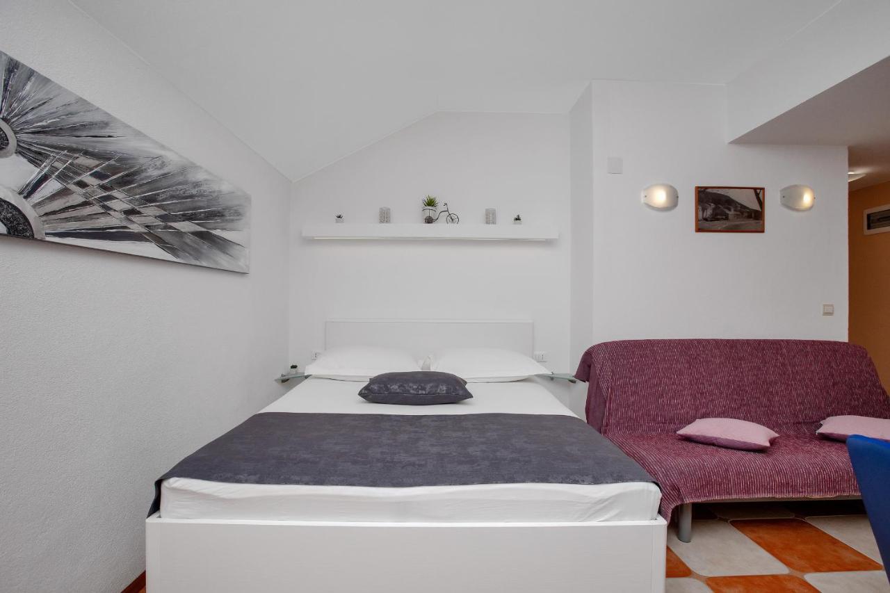 Apartman Toni Lägenhet Drasnice Exteriör bild